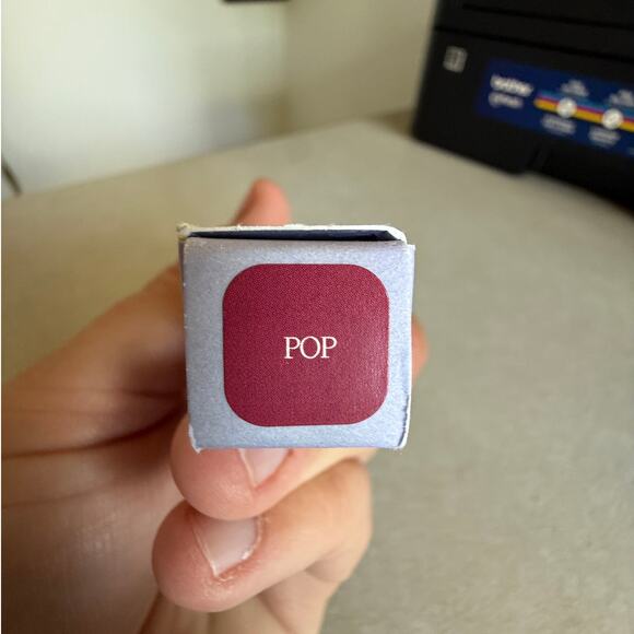 Saie Lip Blur Lipstick Pop NEW IN BOX - Picture 2 of 2